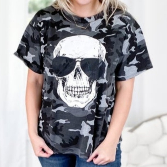 Skull graphic tee - Picture 4 of 5